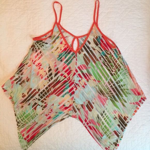 Women’s Sweet Claire tank top - size small - Picture 3 of 4
